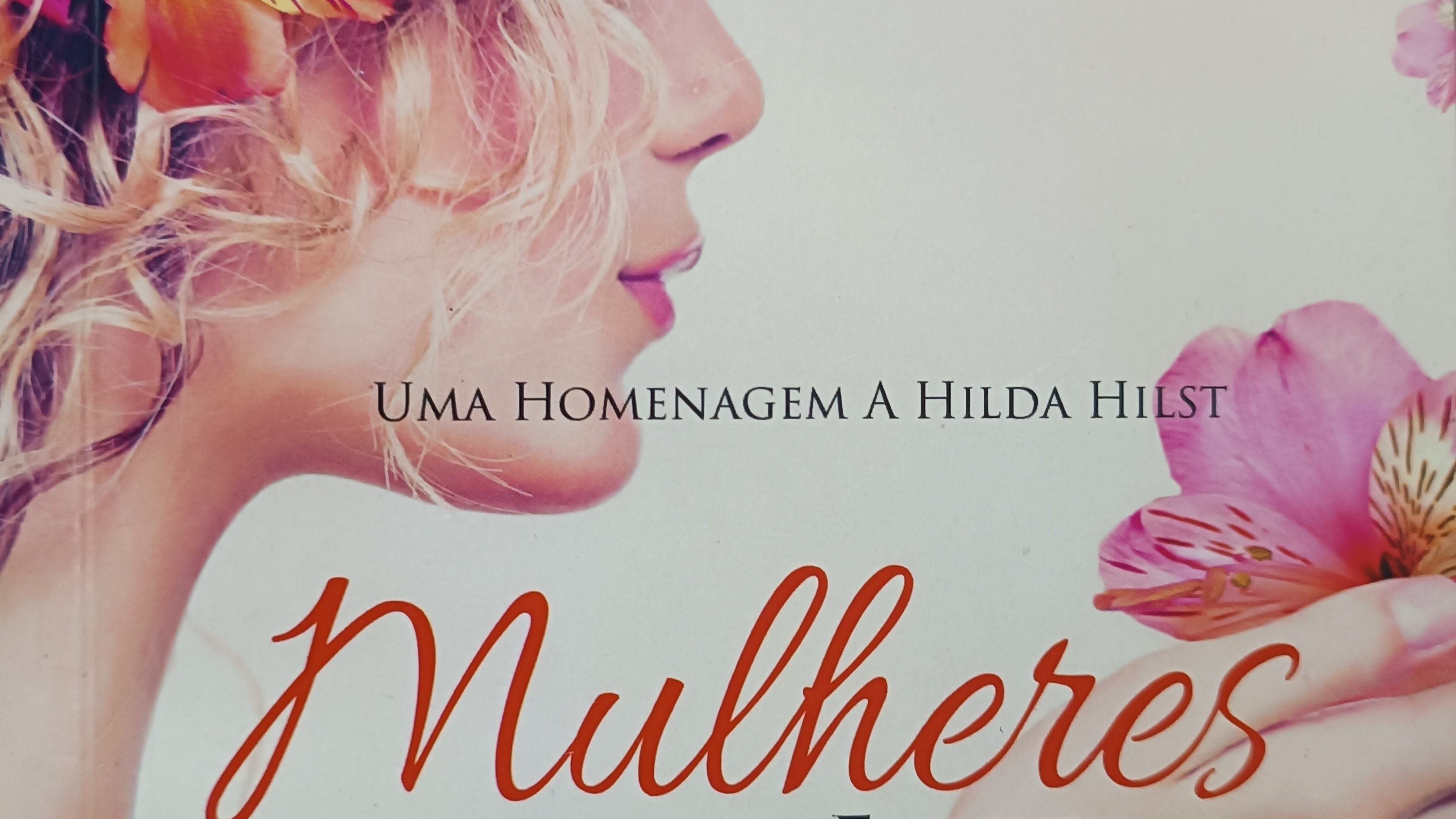 Livro Mulheres Brilhantes Escrevem Poesias 